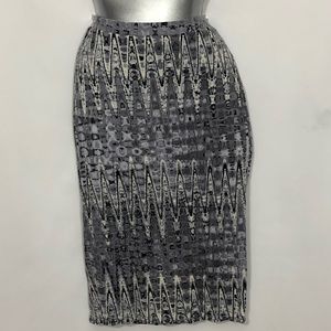 MATTY M STETCH SKIRT NWT FULL LENGTH LACE TOP LIPSTICK RED